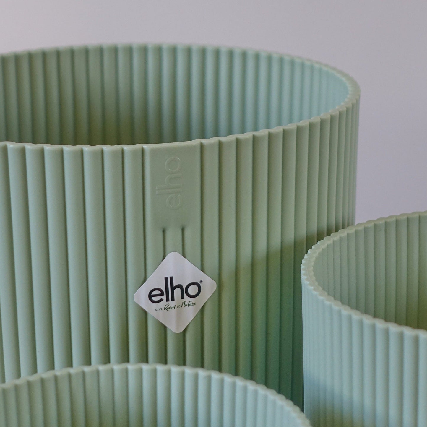 Elho Vibes Fold Round Pot Sorbet Green 16cm