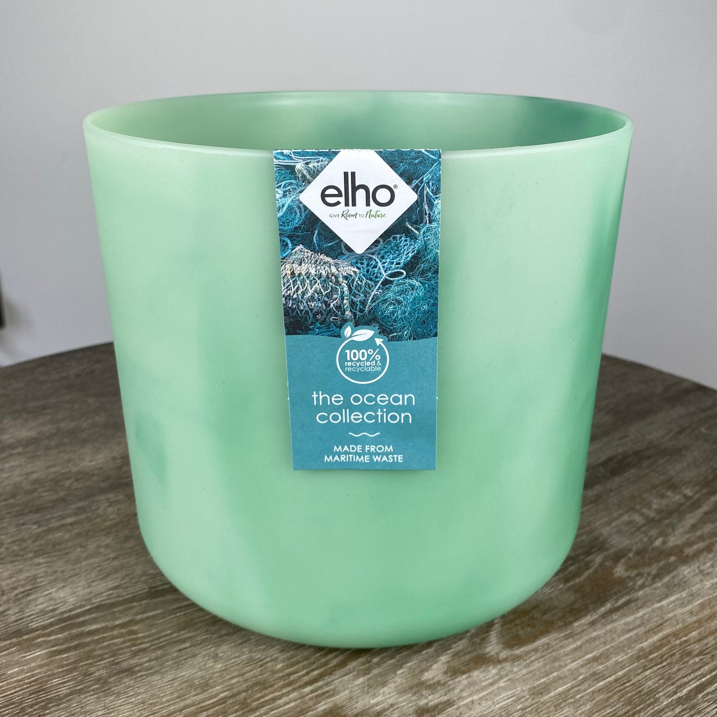 Elho Ocean Collection Round Pot | Pacific Green 22cm