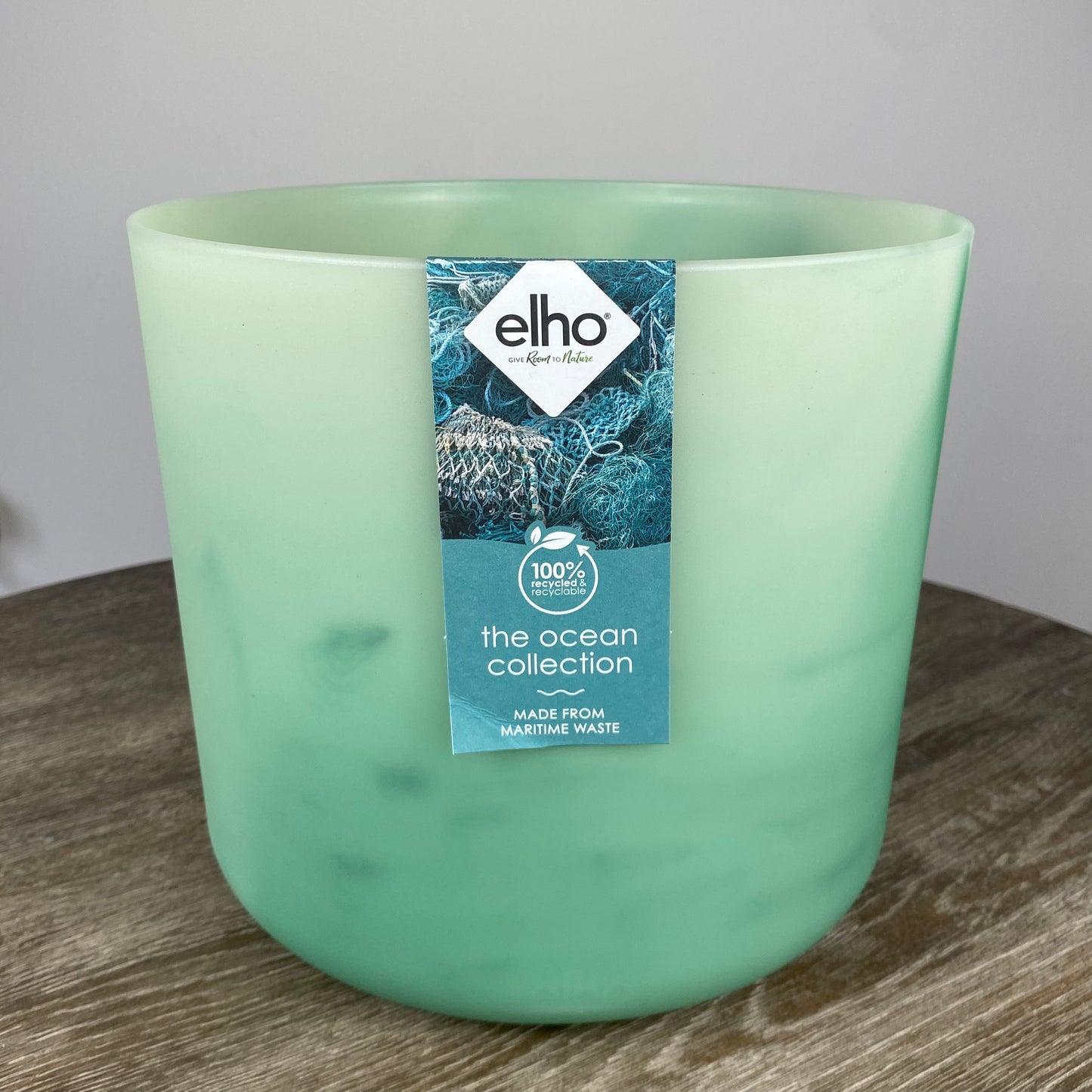 Elho Ocean Collection Round Pot | Pacific Green 22cm