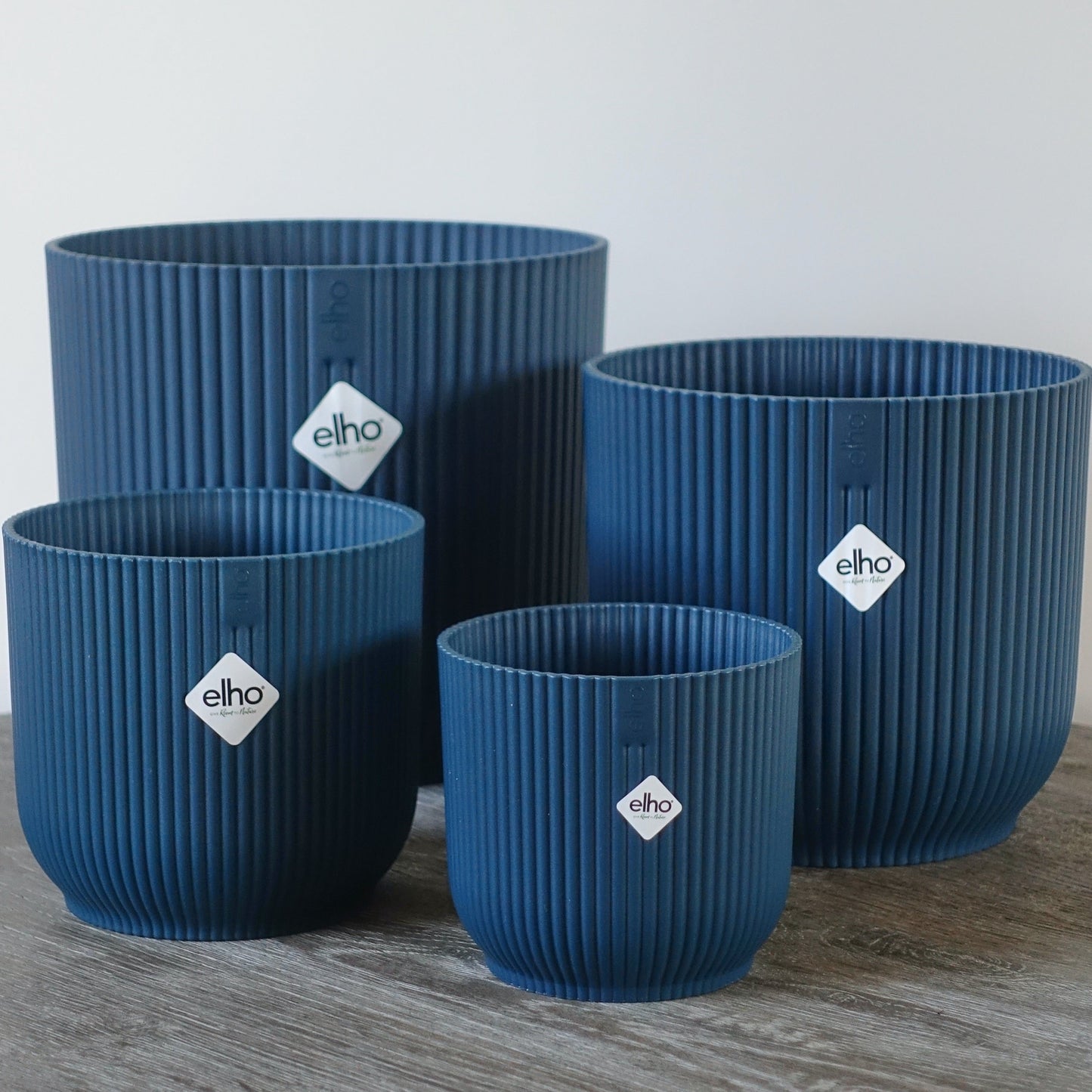 Elho Vibes Fold Round Pot Deep Blue 11cm