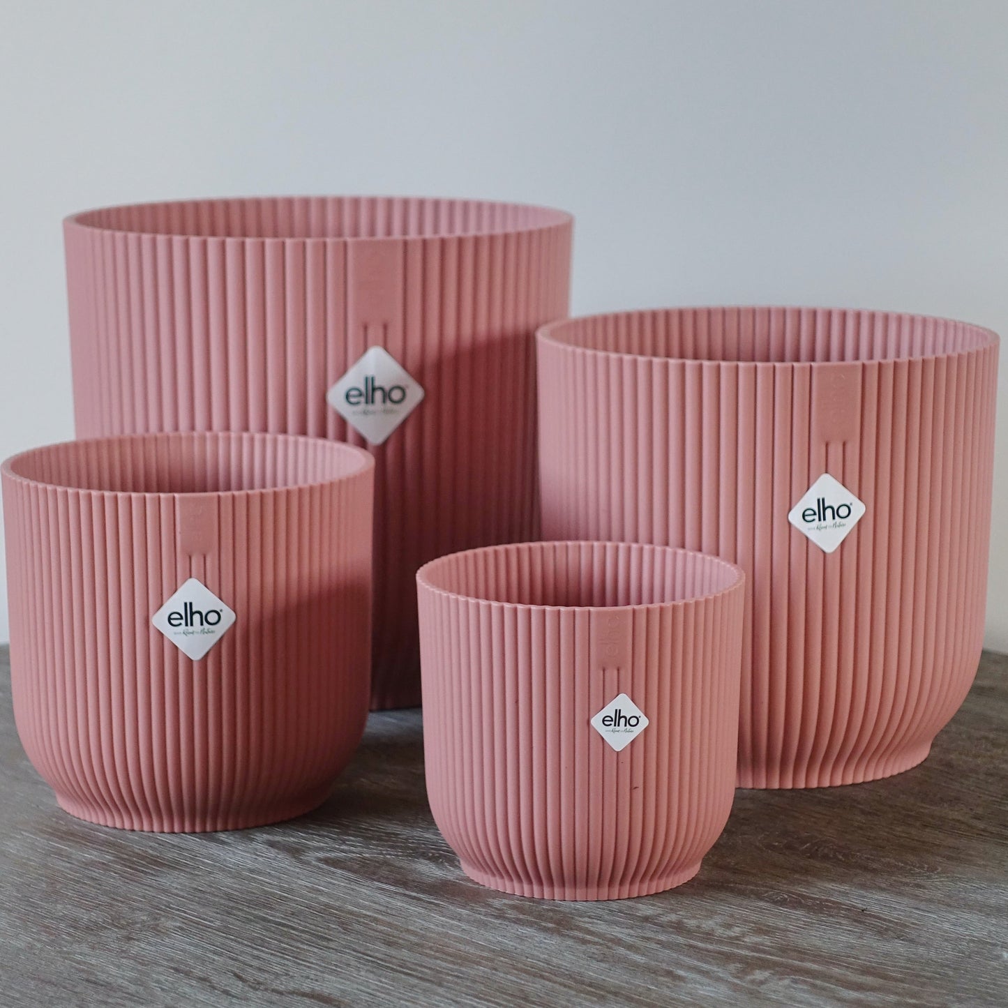 Elho Vibes Fold Round Pot Delicate Pink 22cm